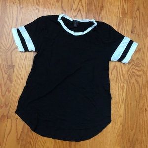 Banana Republic Black & White T-shirt